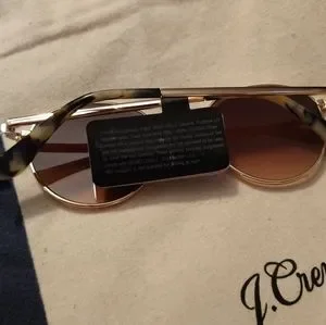 J. Crew | Accessories | Round Wireframe Sunglasses Gold  display picture 1